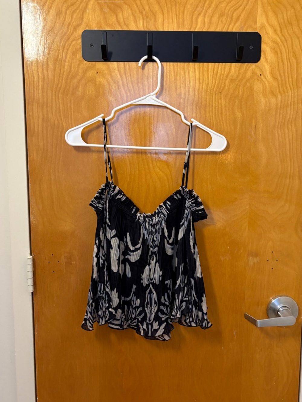H&M navy patterned tank